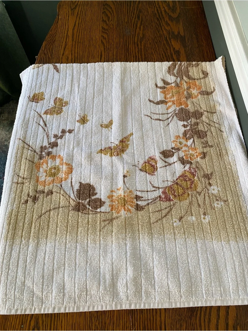 Vintage Mid Century Boho Brown Orange Floral Butterfly Ribbed Bath Towel Set (2)